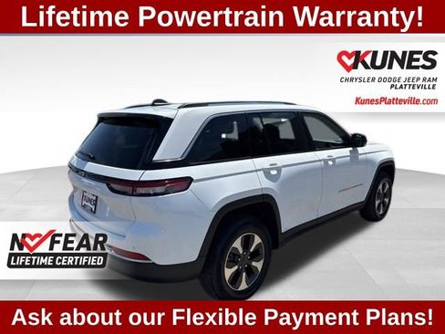 Used 2023 Jeep Grand Cherokee 4WD 4xe image 11