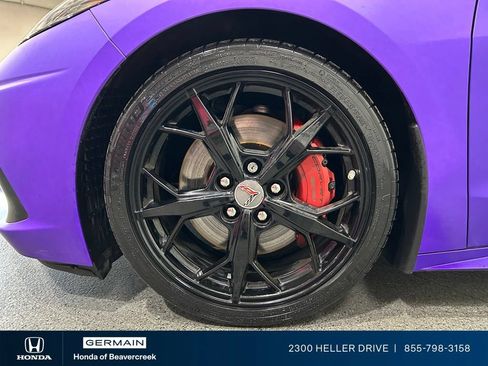 Used 2023 Chevrolet Corvette Stingray Premium Conv w/ Z51 Performance Package RWD image 14