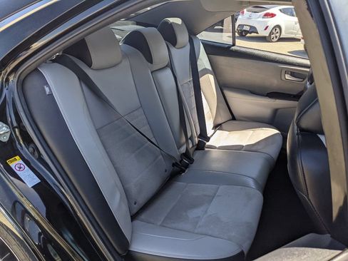 Used 2017 Toyota Camry XSE w/ Protection Package (Q2) FWD image 5