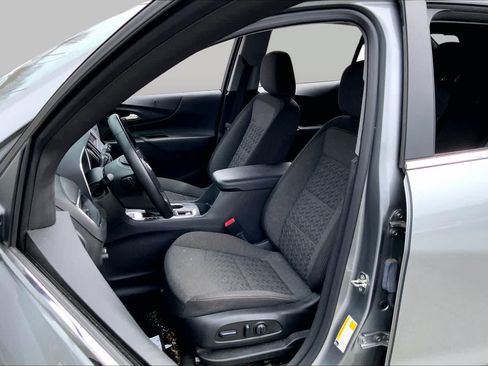 Used 2023 Chevrolet Equinox LT AWD/4WD image 8