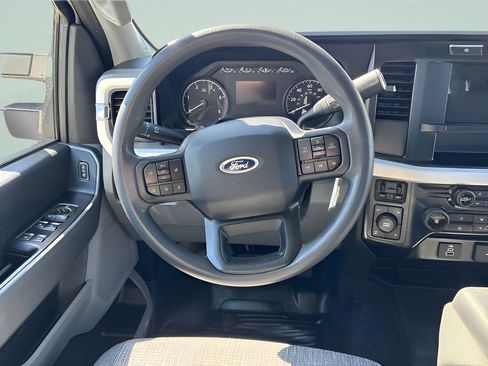 Used 2024 Ford F350 XLT AWD/4WD image 22