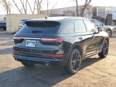 New 2026 Lincoln Corsair Premiere image 4