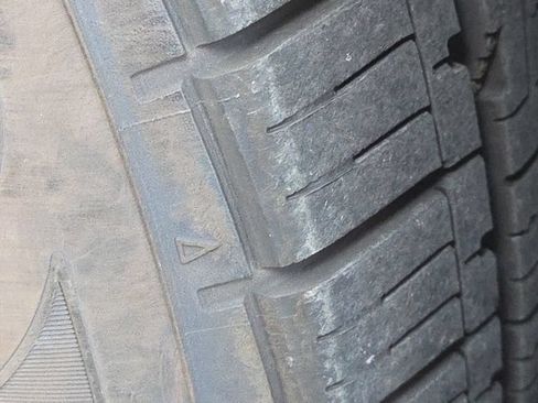 Used 2020 Chrysler Pacifica Touring-L FWD image 6