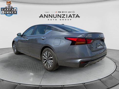Certified 2025 Nissan Altima 2.5 SV FWD image 3