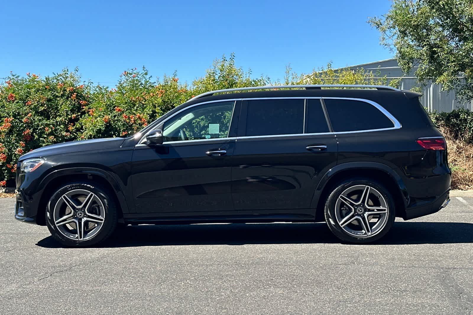 New 2026 Mercedes-Benz GLS 450 4MATIC image 6