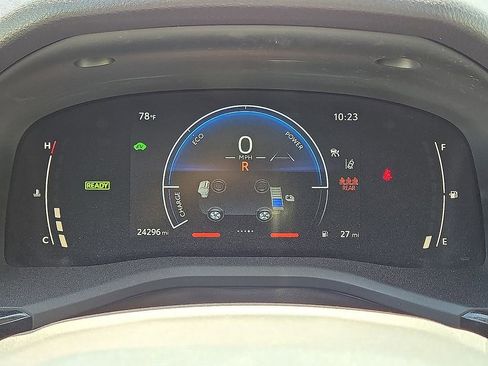 Used 2025 Toyota Camry LE FWD image 26