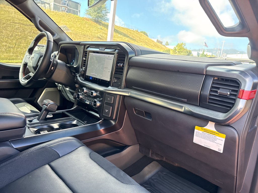 Used 2025 Ford F150 Raptor AWD/4WD image 29