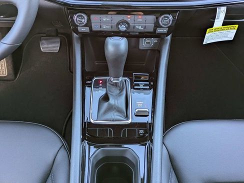 New 2026 Jeep Compass Latitude image 19