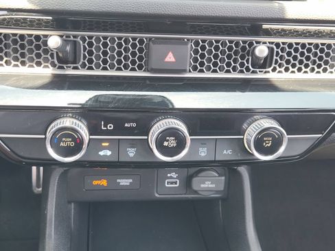 Used 2022 Honda Civic Sport image 14