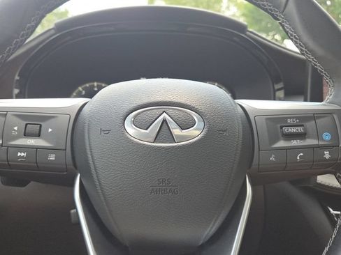 Certified 2023 INFINITI QX60 Sensory w/ Vision Package AWD/4WD image 18
