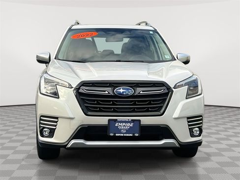 Used 2022 Subaru Forester Touring image 2
