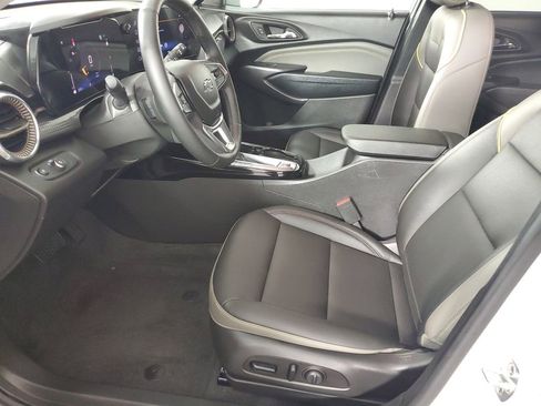 Used 2026 Chevrolet Trax ACTIV image 11