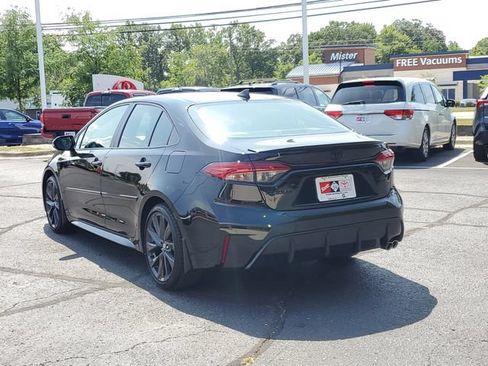 Used 2026 Toyota Corolla XSE FWD image 3