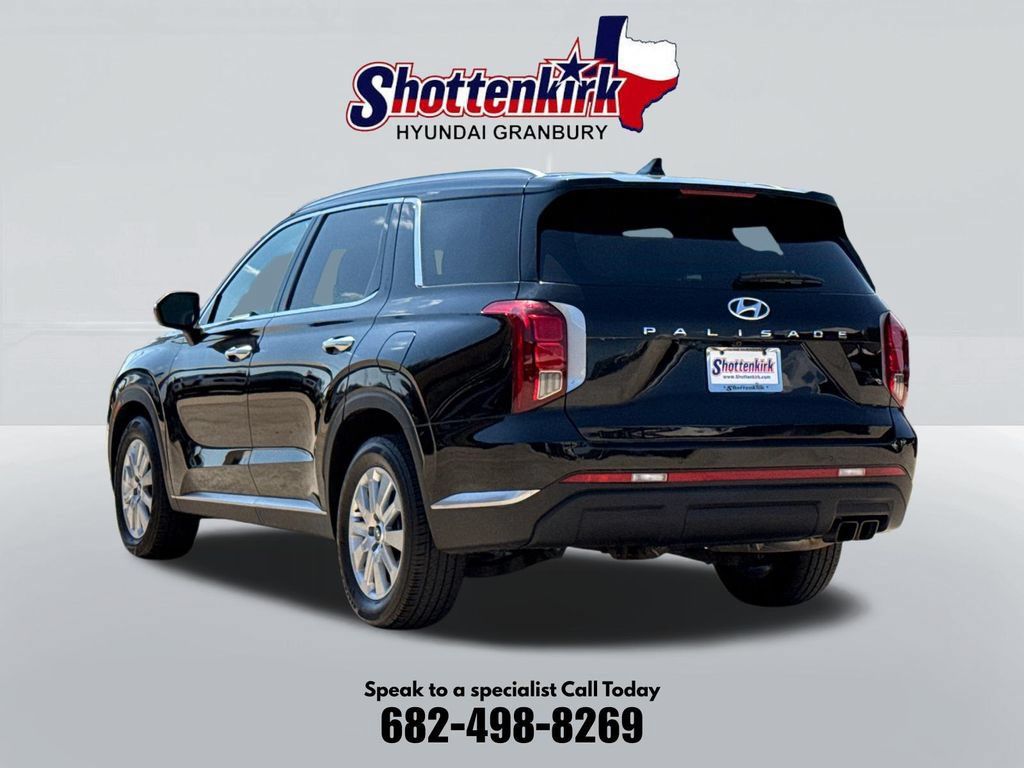 Used 2024 Hyundai Palisade SEL FWD image 8