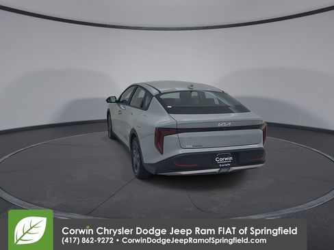 Used 2025 Kia K4 FWD image 11