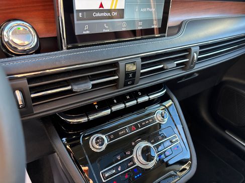 Certified 2022 Lincoln Corsair Reserve w/ Elements Package image 21