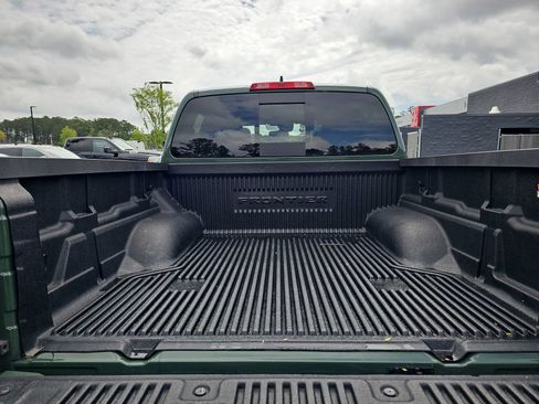 Used 2023 Nissan Frontier Pro-X w/ Technology Package RWD image 12