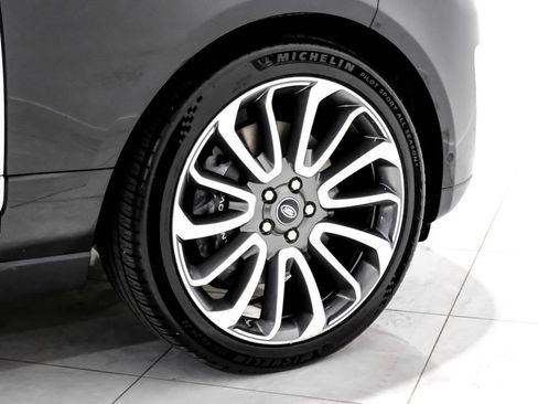 Used 2019 Land Rover Range Rover Long Wheelbase Autobiography image 47