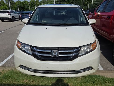 Used 2017 Honda Odyssey EX-L image 3