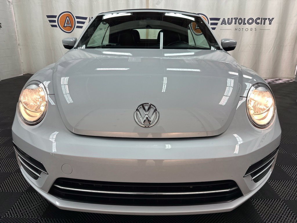 Used 2019 Volkswagen Beetle 2.0T SE FWD image 3