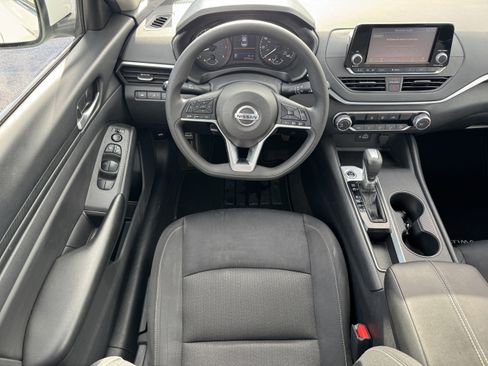 Used 2022 Nissan Altima 2.5 S image 16