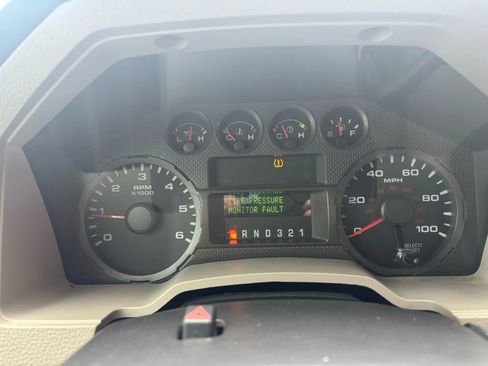 Used 2010 Ford F250 XLT image 20