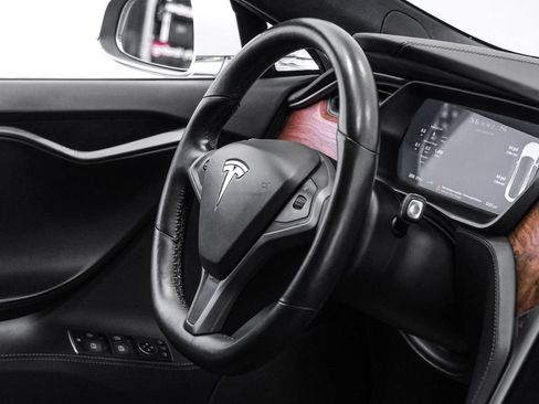 Used 2020 Tesla Model S Long Range AWD/4WD image 12