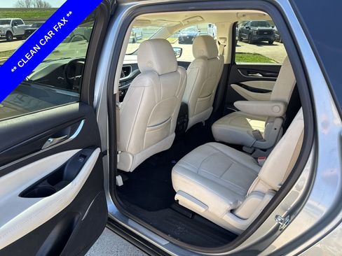 Used 2023 Buick Enclave Essence w/ Sport Touring Edition image 7