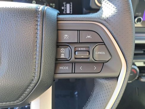 Certified 2025 Toyota 4Runner SR5 image 19