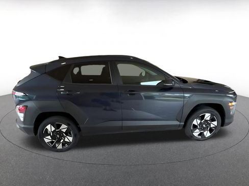Used 2025 Hyundai Kona SEL image 16