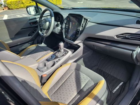 Certified 2025 Subaru Crosstrek 2.5i Sport w/ Crosstrek Mirror Package image 25