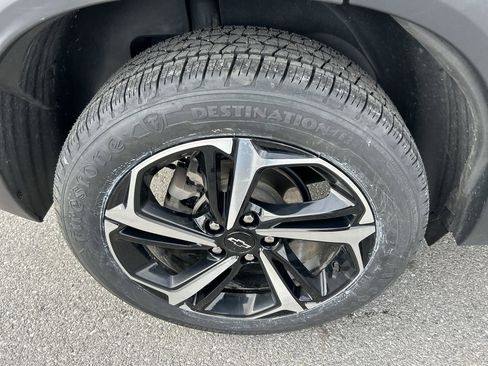 Used 2023 Chevrolet TrailBlazer RS image 9