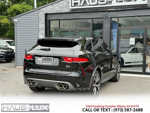 Used 2019 Jaguar F-PACE SVR AWD/4WD image 16