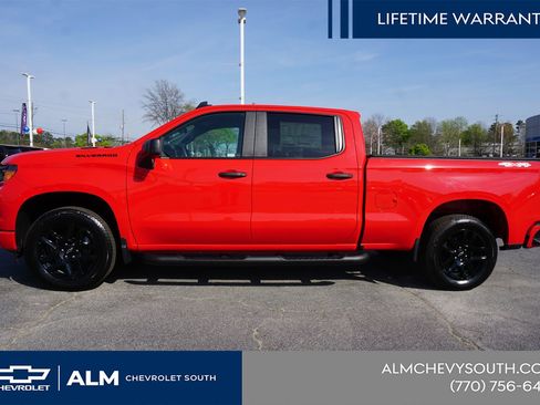 New 2025 Chevrolet Silverado 1500 Custom AWD/4WD image 9