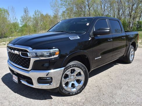 Used 2025 RAM 1500 Big Horn image 13