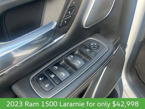 Used 2023 RAM 1500 Laramie AWD/4WD image 12