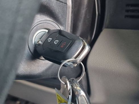 Used 2019 Ford F250 XL w/ Power Equipment Group RWD image 23