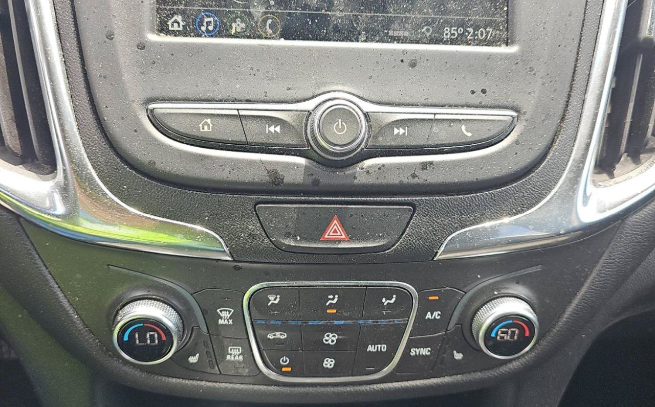 Used 2019 Chevrolet Equinox LT AWD/4WD image 14