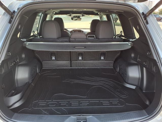 New 2026 Subaru Forester Touring AWD/4WD image 9