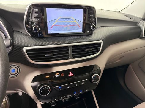 Used 2019 Hyundai Tucson Value FWD image 15