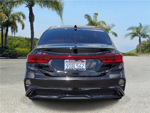 Used 2023 Kia Forte GT-Line FWD image 5