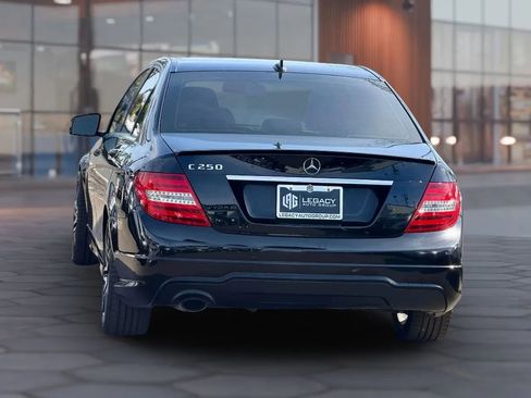 Used 2013 Mercedes-Benz C 250 Sedan image 4