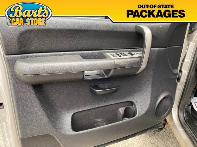 Used 2009 Chevrolet Silverado 2500 LT w/ Snow Plow Prep Package AWD/4WD image 18