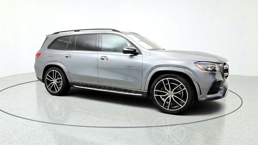 Used 2022 Mercedes-Benz GLS 450 4MATIC image 3