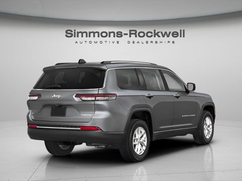 Used 2024 Jeep Grand Cherokee L Laredo w/ Luxury Tech Group I AWD/4WD image 6