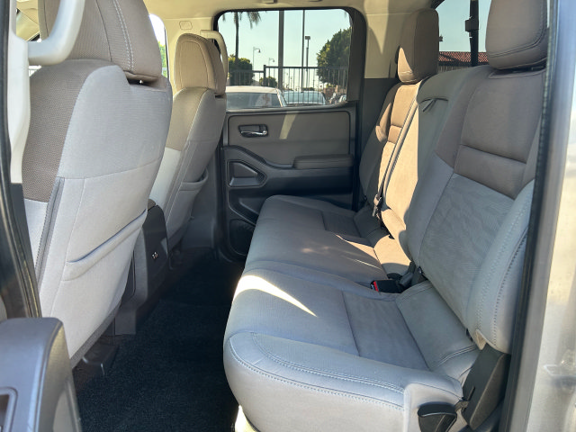 Used 2022 Nissan Frontier SV RWD image 36