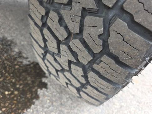 Used 2025 Jeep Compass Trailhawk image 69