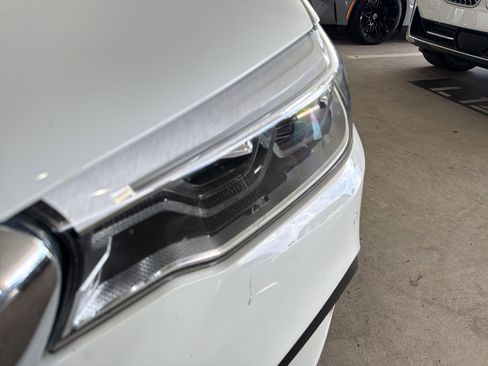 Used 2019 BMW 540i w/ M Sport Package RWD image 10