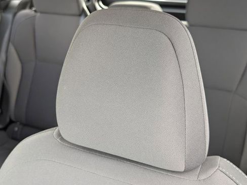 Certified 2025 Subaru Crosstrek 2.0i Premium image 29