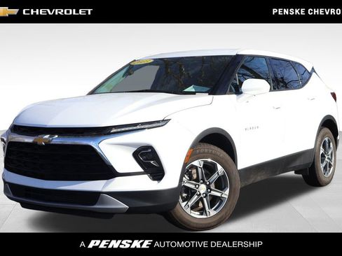 Certified 2023 Chevrolet Blazer LT image 1